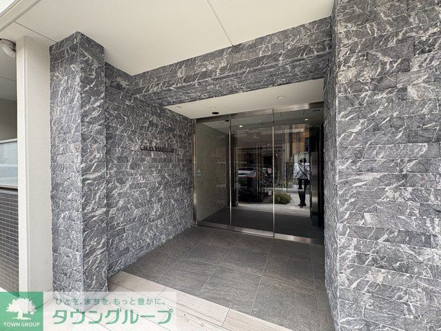 エントランス　エントランス
