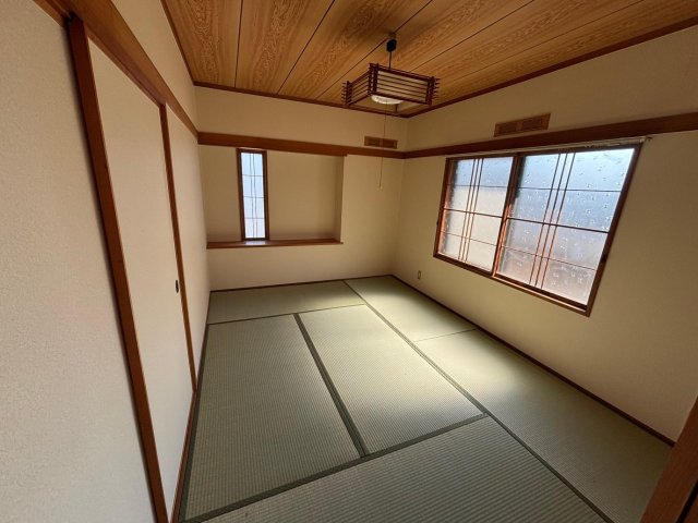 その他部屋・スペース　畳は新しく表替えをしています