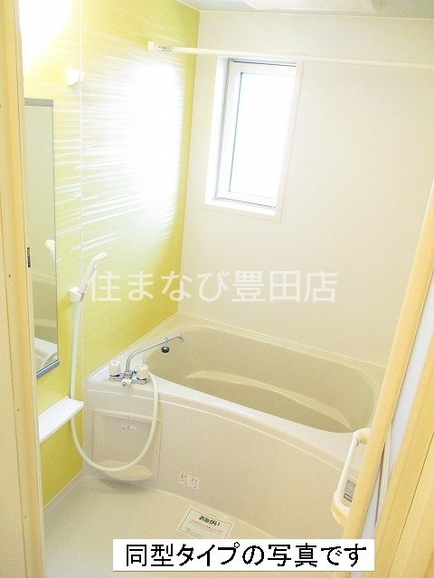 バス・シャワールーム　同型タイプ