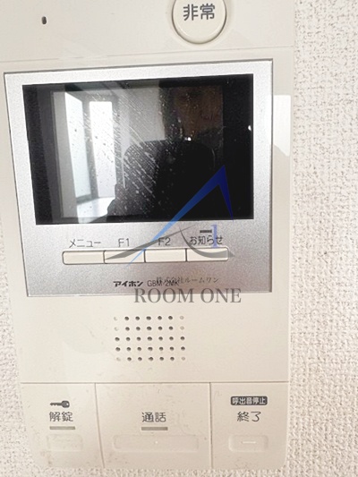 セキュリティ　モニター付きインターホンです。