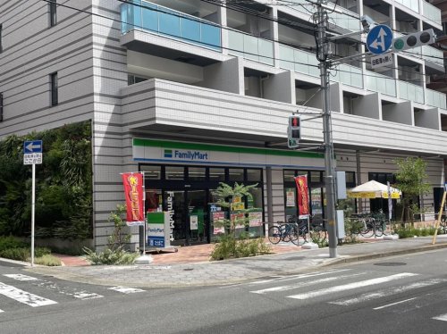 コンビニ　ファミリーマート 天満同心店（コンビニ）まで60m