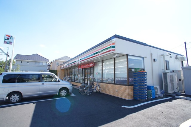コンビニ　セブンイレブン世田谷北烏山8丁目店（コンビニ）まで212m