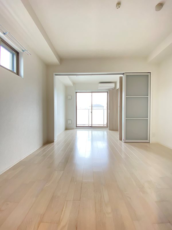 居室・リビング　同じタイプのお部屋の写真です。ご参考までに