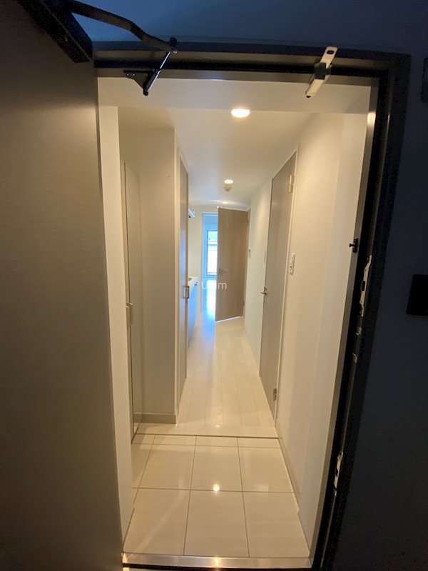 玄関　同じタイプのお部屋の写真です。ご参考までに