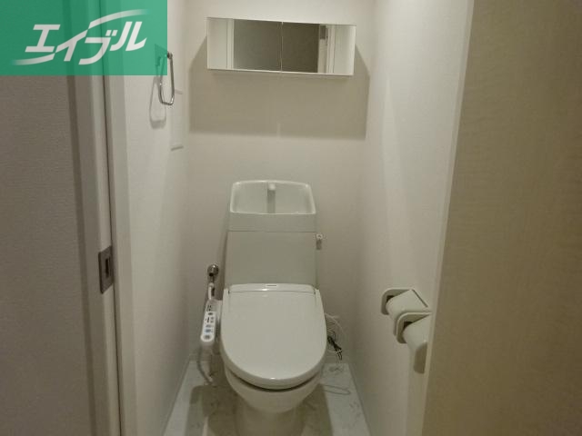 トイレ　シャワー付きトイレ