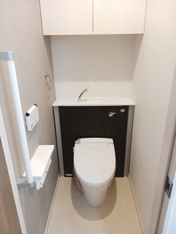 トイレ　シンプルで使いやすいトイレです