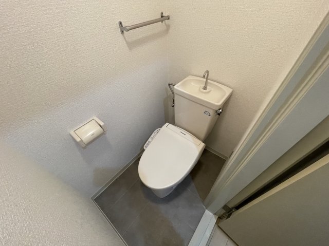 トイレ　ゆったりとした空間のトイレです