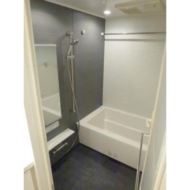 バス・シャワールーム　※写真は同タイプ住戸です。