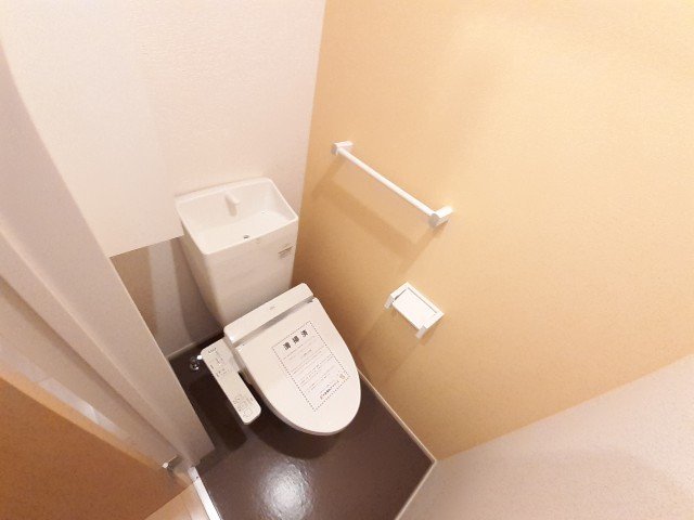 トイレ　トイレもきれいです