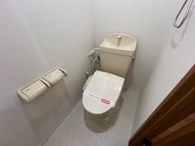 トイレ　シャワー付トイレ
