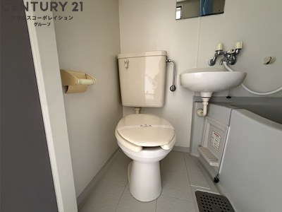 トイレ　浴室内にトイレがあります☆