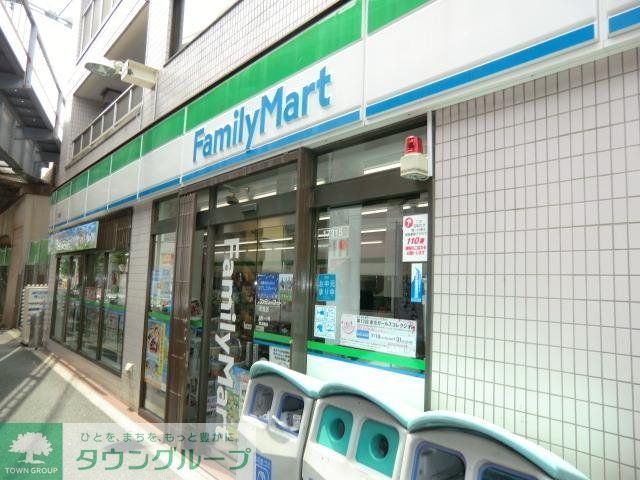 コンビニ　ファミリーマート（コンビニ）まで164m
