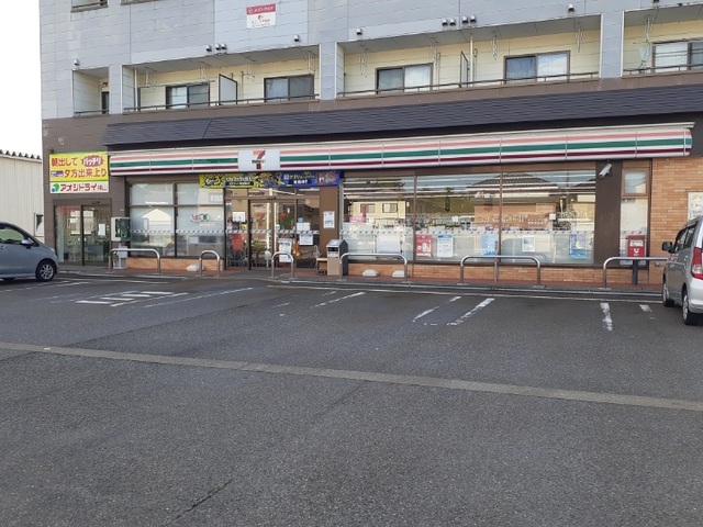 コンビニ　セブンイレブン柏崎横山店（コンビニ）まで150m