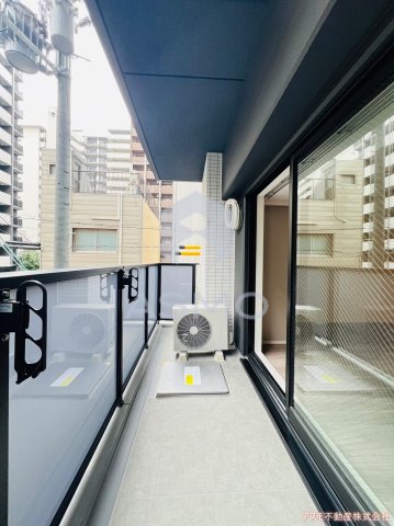 バルコニー　同マンション別部屋　参考写真
