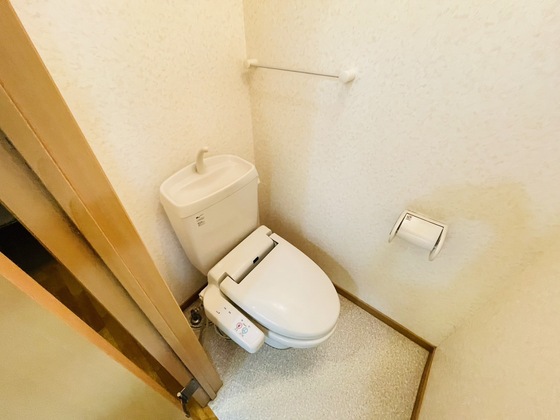 トイレ　※別部屋の写真です