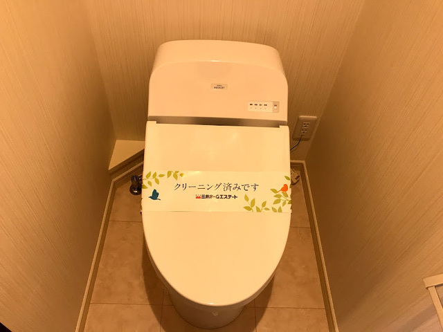 トイレ　落ち着いた色調のトイレです♪