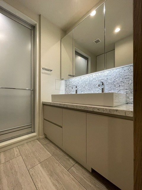 洗面設備　※写真は同タイプ住戸です。