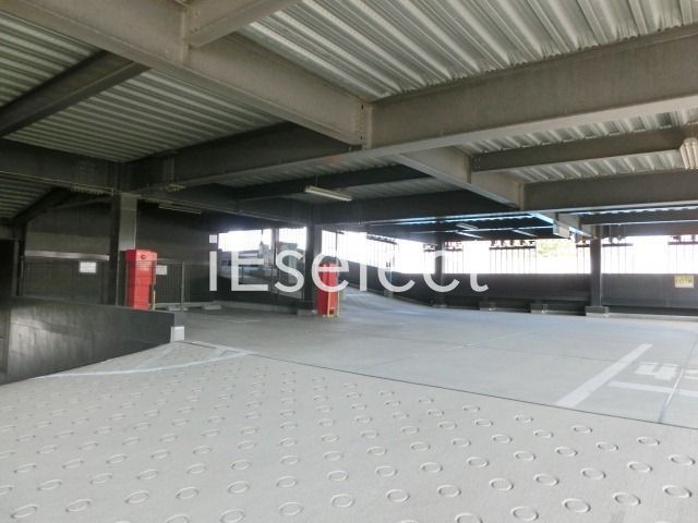駐車場　空き状況はお問い合わせ願います。