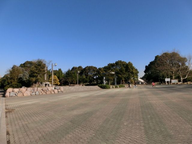 公園　千葉ポートパーク（公園）まで490m