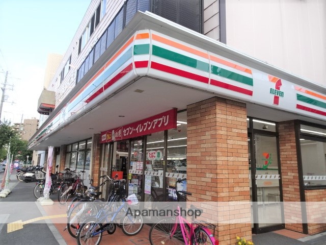 コンビニ　セブンイレブン（コンビニ）まで148m