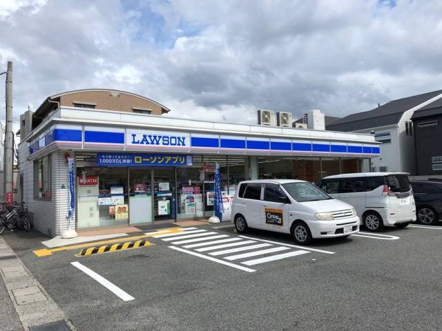 コンビニ　ローソン（コンビニ）まで437m