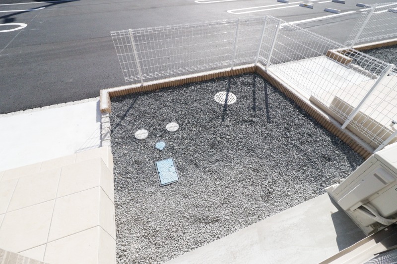庭　図面と現状に相違がある場合には現状を優先