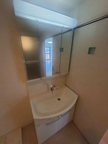 洗面設備　同建物参考写真