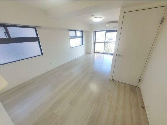 居室・リビング　同建物参考写真