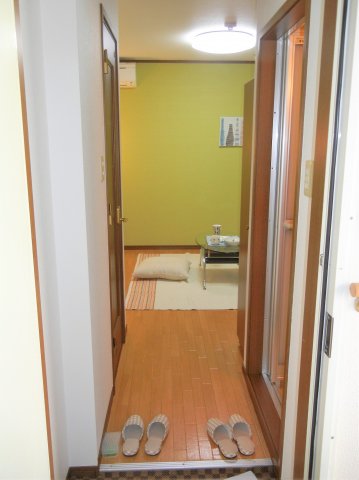 玄関　別号室の画像です。ご参考下さい