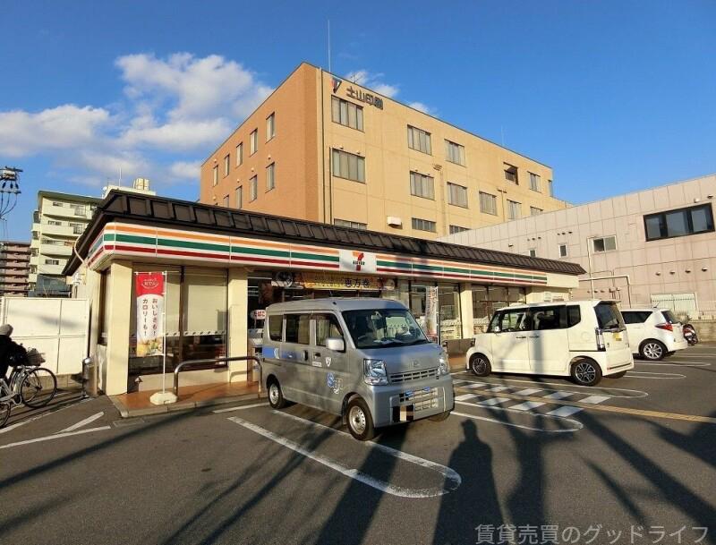 コンビニ　セブンイレブン京都吉祥院向田東町店（コンビニ）まで780m