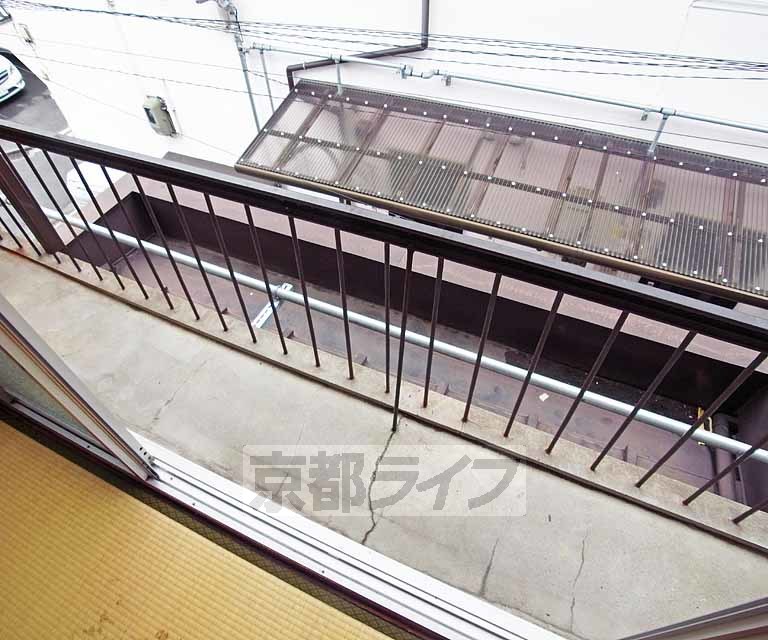 バルコニー　きれいなバルコニーです