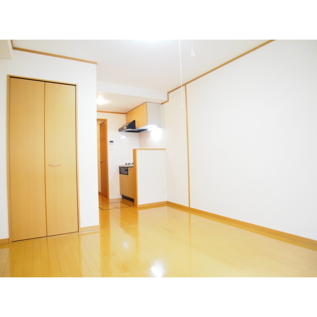 その他部屋・スペース　洋室を別角度から