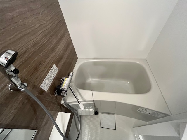 バス・シャワールーム　別部屋参考写真
