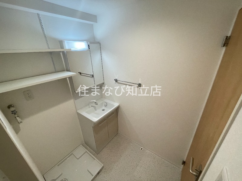 洗面設備　同型別部屋写真