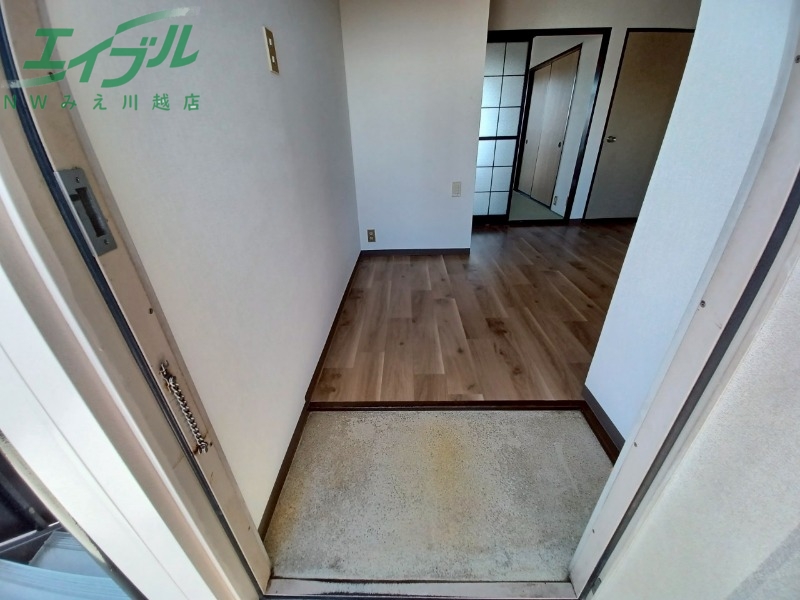 玄関　別部屋参考写真です