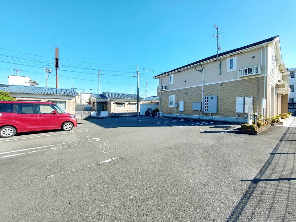 駐車場　駐車場