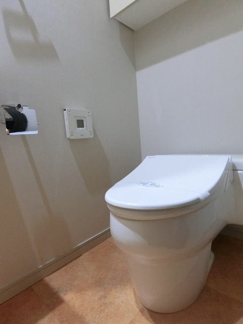 トイレ　※別部屋の参考写真です。