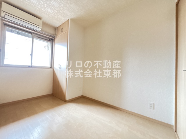その他　室内は落ち着いた温もりを感じるフローリングです☆