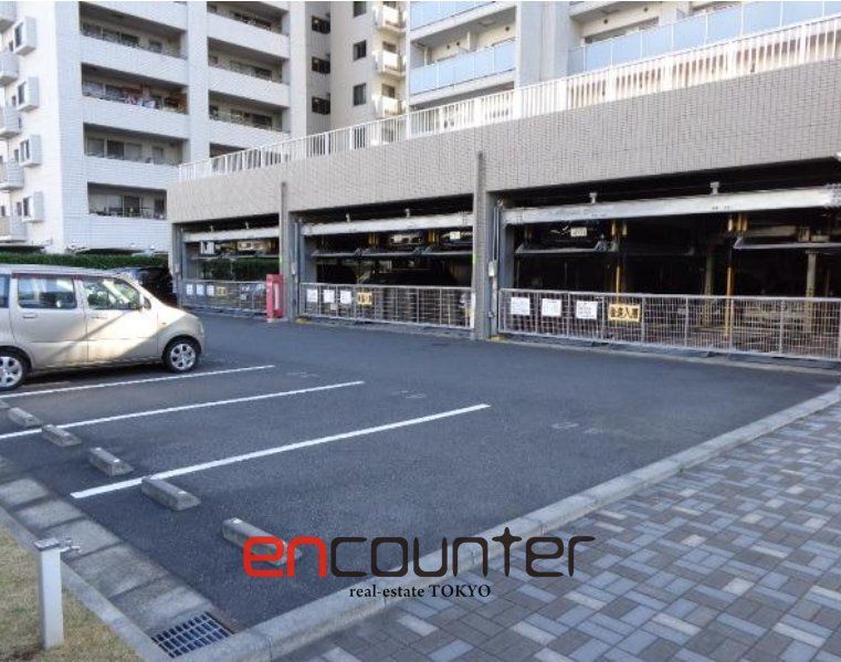 駐車場　駐車場