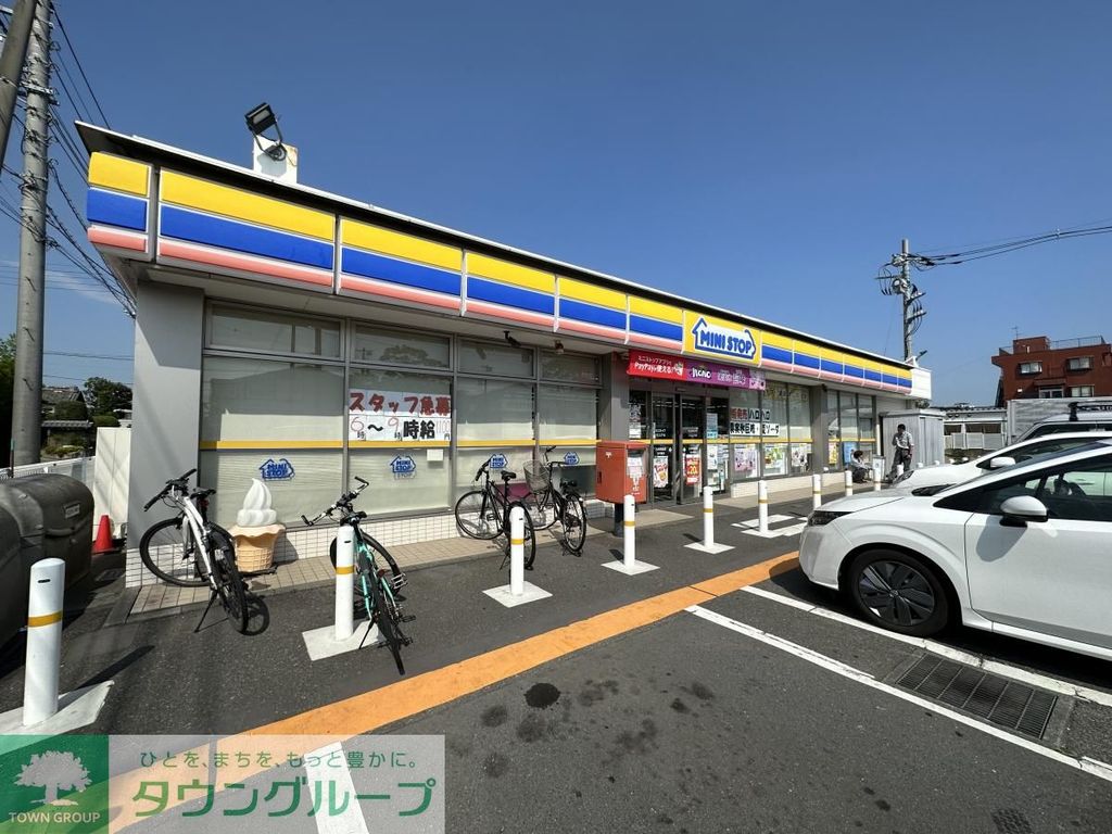 コンビニ　ミニストップ　川口江戸店（コンビニ）まで840m