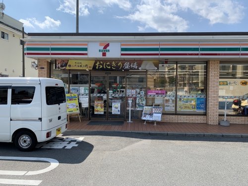 コンビニ　セブンイレブン 藤沢片瀬山店（コンビニ）まで658m