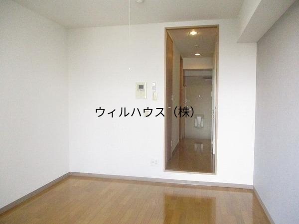 居室・リビング　室内きれいです！
