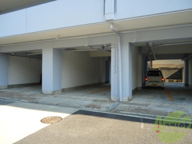エントランス　敷地内です。