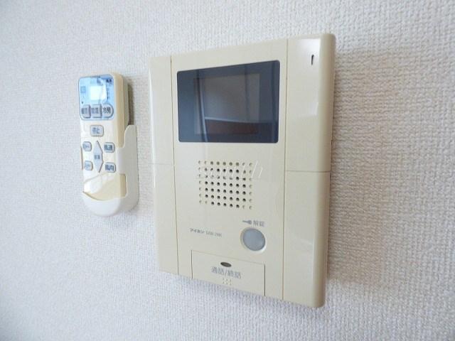 セキュリティ　安心のモニター付きインターホン♪