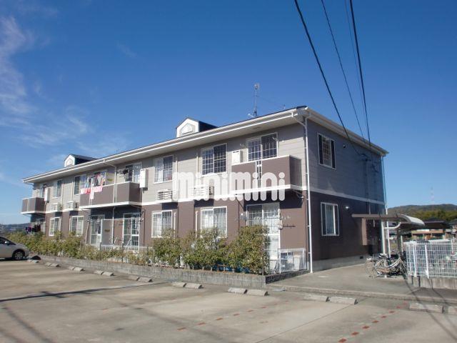 建物外観　ツートンカラーのモダンな外観