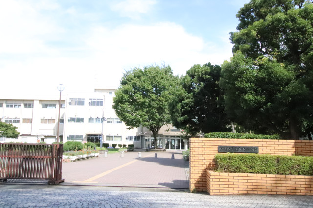 小学校　相模原市立中央小学校（小学校）まで700m
