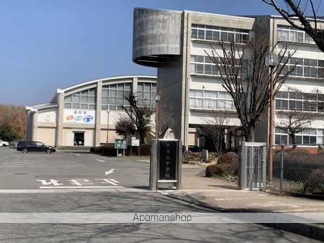 中学校　大津町立中学校大津北中学校（中学校）まで3944m