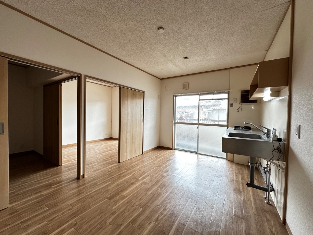 高木マンションの居間写真