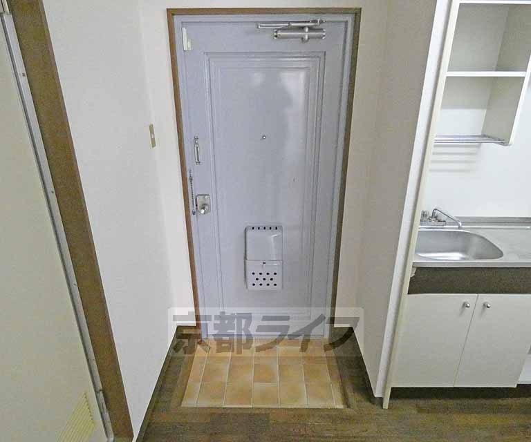 玄関　玄関です。