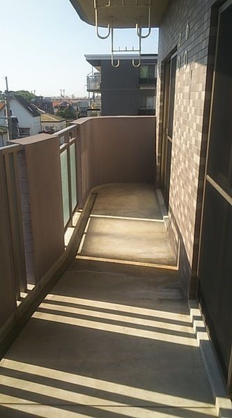 バルコニー　現況優先